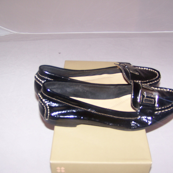 Naturalizer Heaven Black Loafers Size 8.5 - Picture 3 of 7